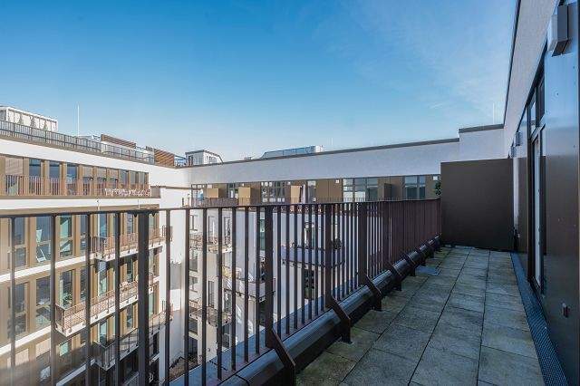 Etagenwohnung Berlin Moabit - 2 Zimmer, 122 m&sup2;, 3.200&euro; | Angebot:24825721