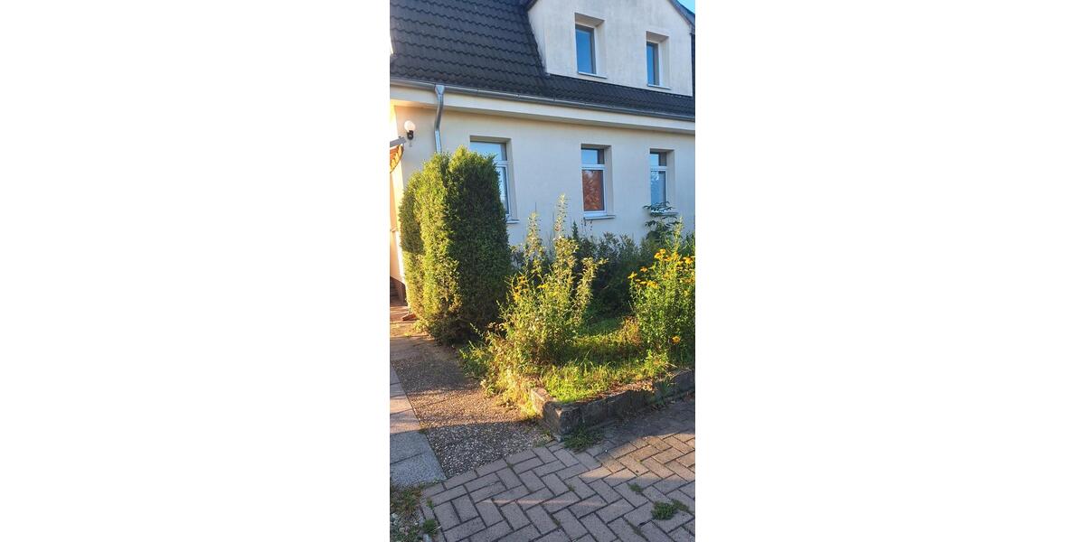 Wohnen auf Zeit Isernhagen - 3 Zimmer, 90 m&sup2;, 20&euro; | Angebot:26292677