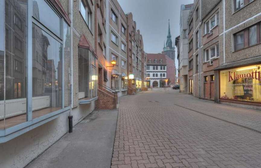 Wohnung zum Mieten in Halle 400 € 49.95 m²