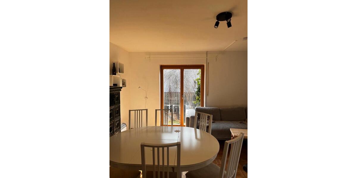 Wohnen auf Zeit München Moosach - 6 Zimmer, 17 m&sup2;, 730&euro; | Angebot:25844055