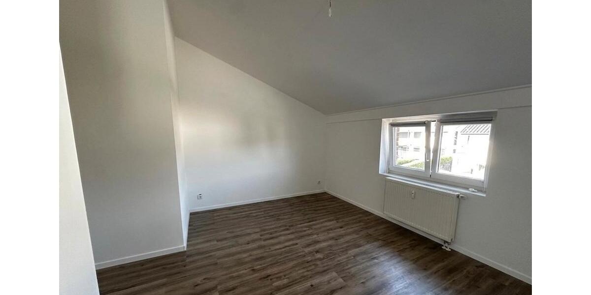 Maisonettenwohnung Steinhagen - 5 Zimmer, 125 m&sup2;, 1.250&euro; | Angebot:26700875