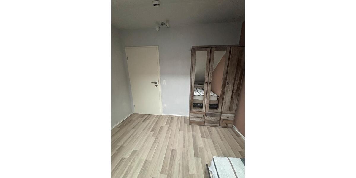 WG Zimmer in Manching 1 zimmer