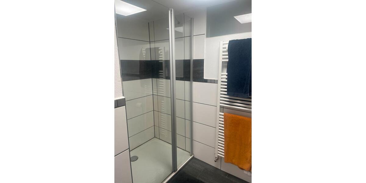 Etagenwohnung Lachen - 5.5 Zimmer, 180 m&sup2;, 1.600&euro; | Angebot:24593888