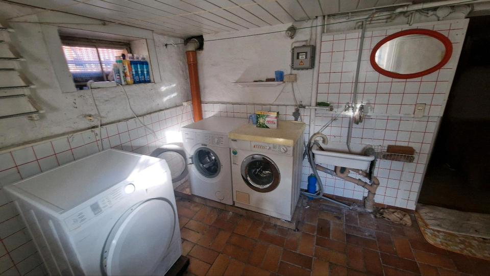 5 Zimmer Erdgeschoss Wohnung 5 zimmer