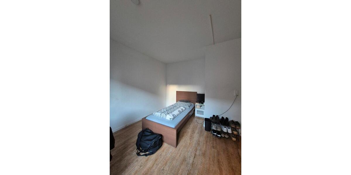 Wohnen auf Zeit Mannheim - 4 Zimmer, 157 m&sup2;, 520&euro; | Angebot:26594556