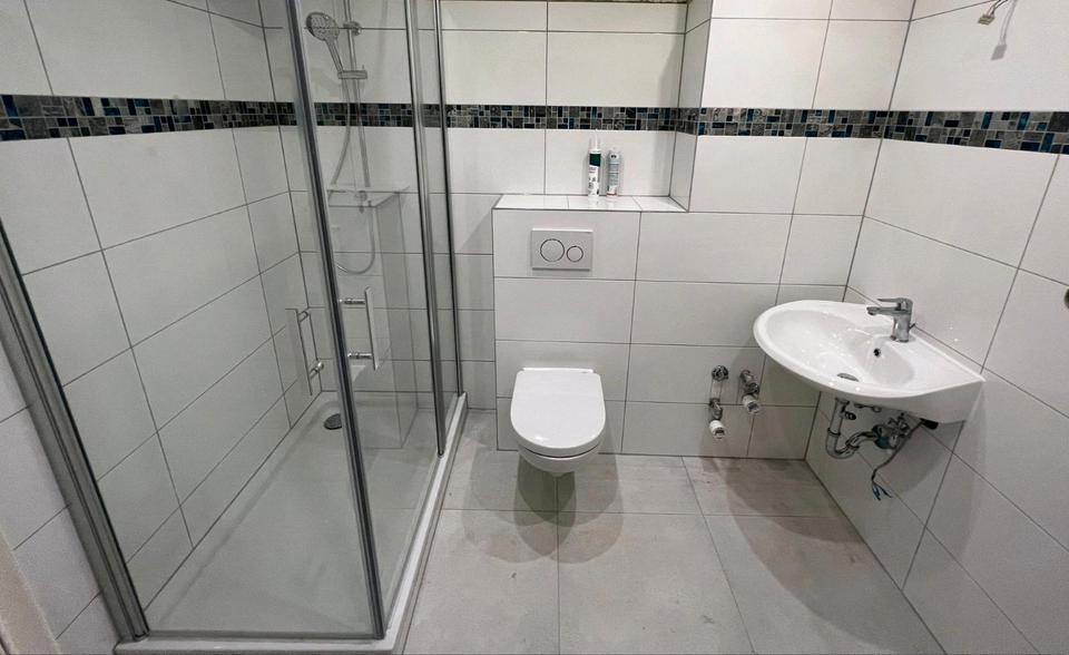 Frisch sanierte 3-Zimmer Wohnung mit Balkon & Garage 3 zimmer