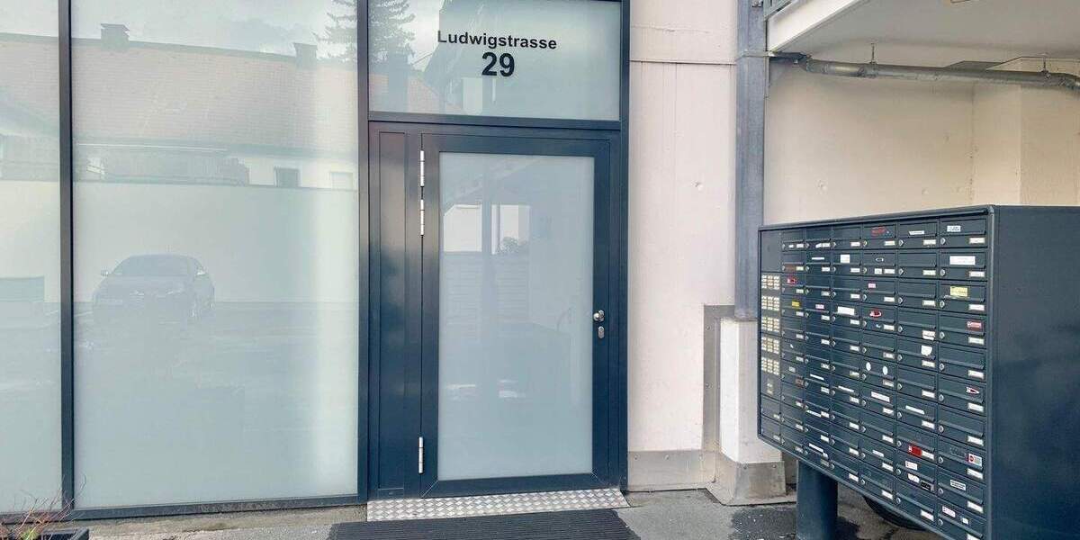 Etagenwohnung Fürth Südstadt - 1 Zimmer, 40 m&sup2;, 700&euro; | Angebot:26217873