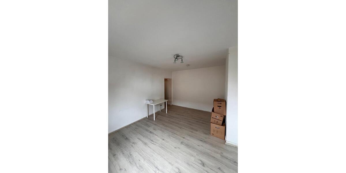 Etagenwohnung Hanau Großauheim - 3 Zimmer, 61 m&sup2;, 700&euro; | Angebot:26022152