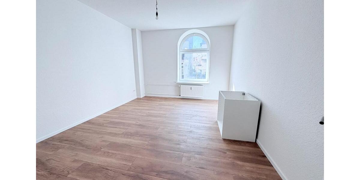 Erdgeschoßwohnung Neumünster - 3 Zimmer, 77 m&sup2;, 695&euro; | Angebot:26072152