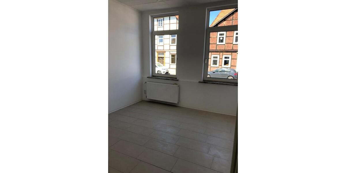 Hochparterre Bergen an der Dumme - 5 Zimmer, 102 m&sup2;, 750&euro; | Angebot:25178713