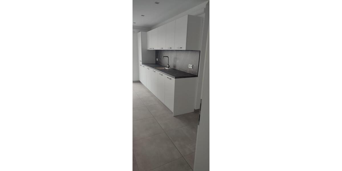 Dachgeschoßwohnung Obernburg am Main - 4 Zimmer, 113 m&sup2;, 1.440&euro; | Angebot:25432034