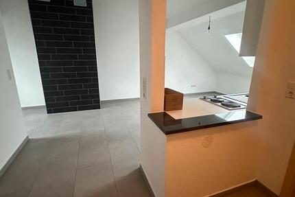 Wohnung Mosbach - 2 Zimmer, 45 m&sup2;, 350&euro; | Angebot:26519378