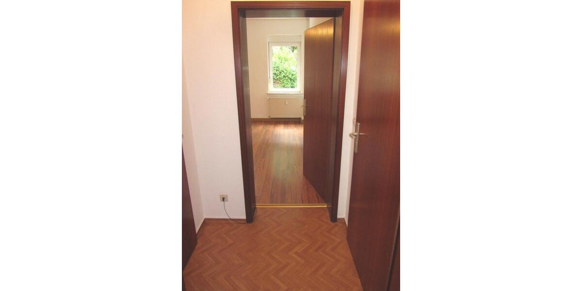 Erdgeschoßwohnung Lichtentanne - 1 Zimmer, 33 m&sup2;, 200&euro; | Angebot:22928439