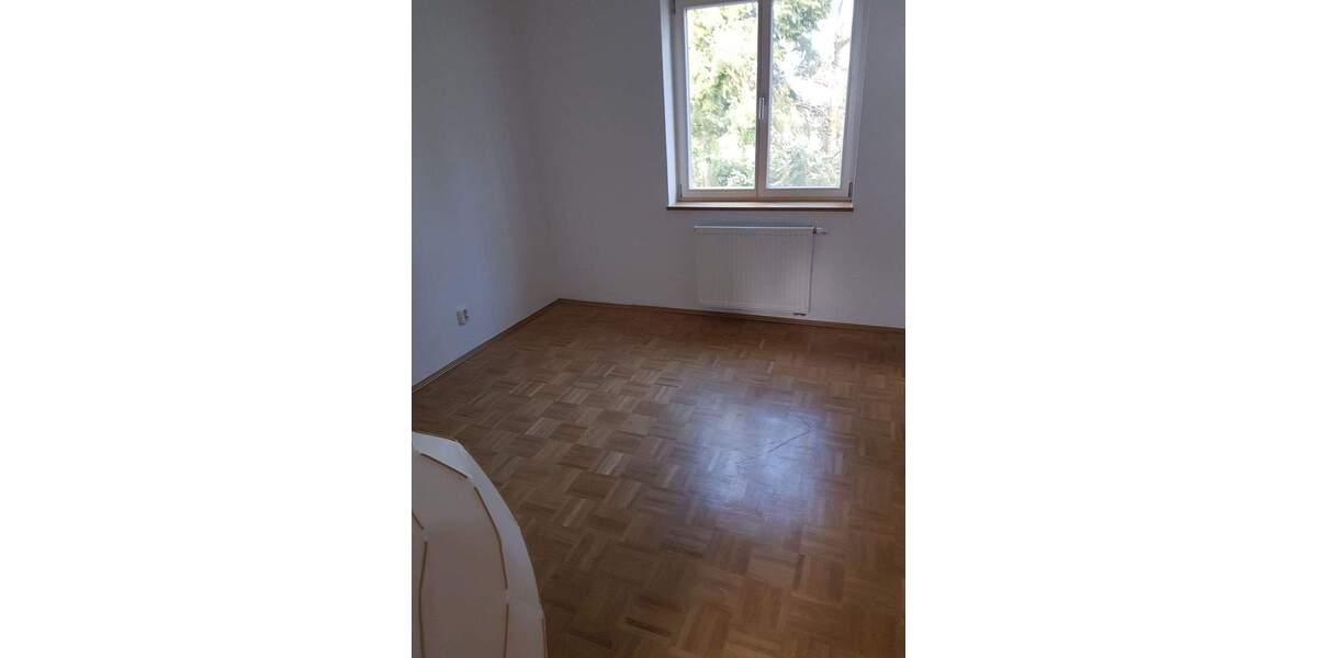 Etagenwohnung Friedrichroda - 2 Zimmer, 52 m&sup2;, 420&euro; | Angebot:25684644