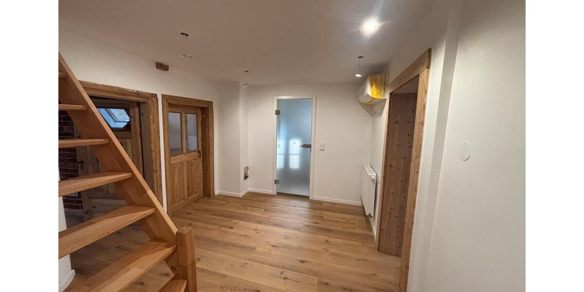 Maisonettenwohnung Bayreuth City - 4 Zimmer, 170 m&sup2;, 1.750&euro; | Angebot:25767092