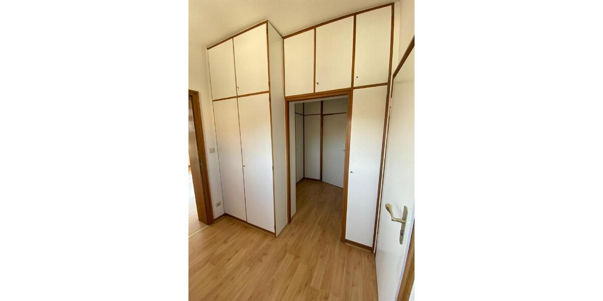 Etagenwohnung Bremen Blumenthal - 3 Zimmer, 192 m&sup2;, 895&euro; | Angebot:25496004