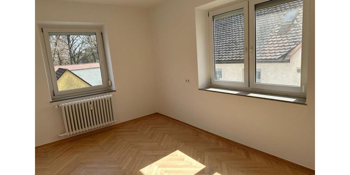 Etagenwohnung Königsbronn - 4 Zimmer, 90 m&sup2;, 800&euro; | Angebot:26073145