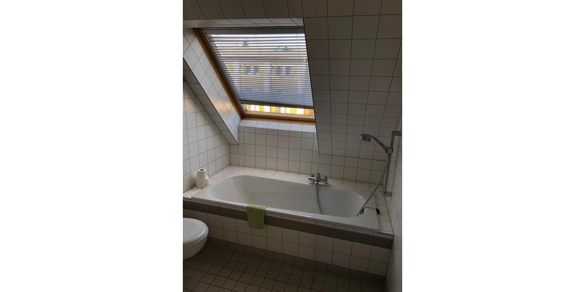 Dachgeschoßwohnung Waren (Müritz) - 3 Zimmer, 72 m&sup2;, 750&euro; | Angebot:25156058