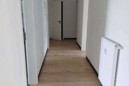 Wohnung zum Mieten in Plauen 396,83 € 61.05 m² 2 zimmer