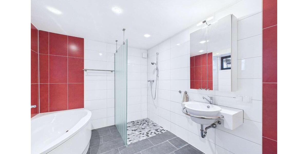 Erdgeschoßwohnung Kaiserslautern Einsiedlerhof - 3 Zimmer, 106 m&sup2;, 1.350&euro; | Angebot:26024373