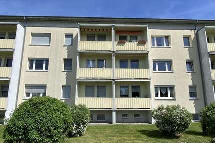 Wohnung Hirschstein - 2 Zimmer, 48 m&sup2;, 280&euro; | Angebot:27014554