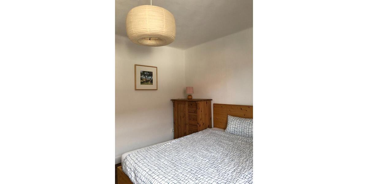 Einfamilienhaus Oberscheinfeld - 7 Zimmer, 160 m&sup2;, 1.200&euro; | Angebot:24803864