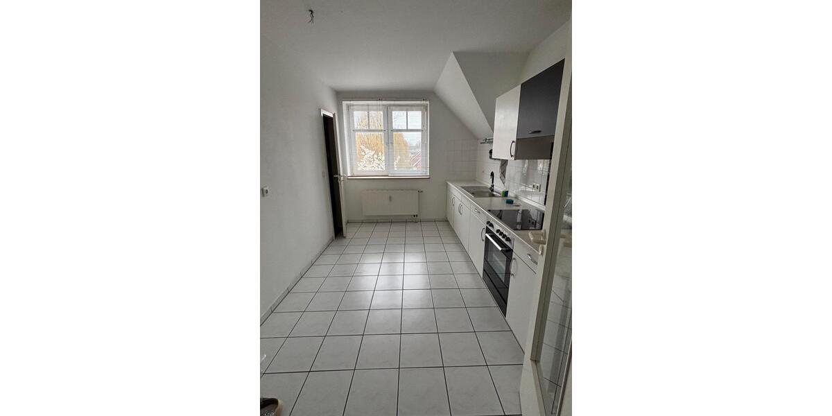 Dachgeschoßwohnung Königs Wusterhausen - 2 Zimmer, 68 m&sup2;, 800&euro; | Angebot:26532355