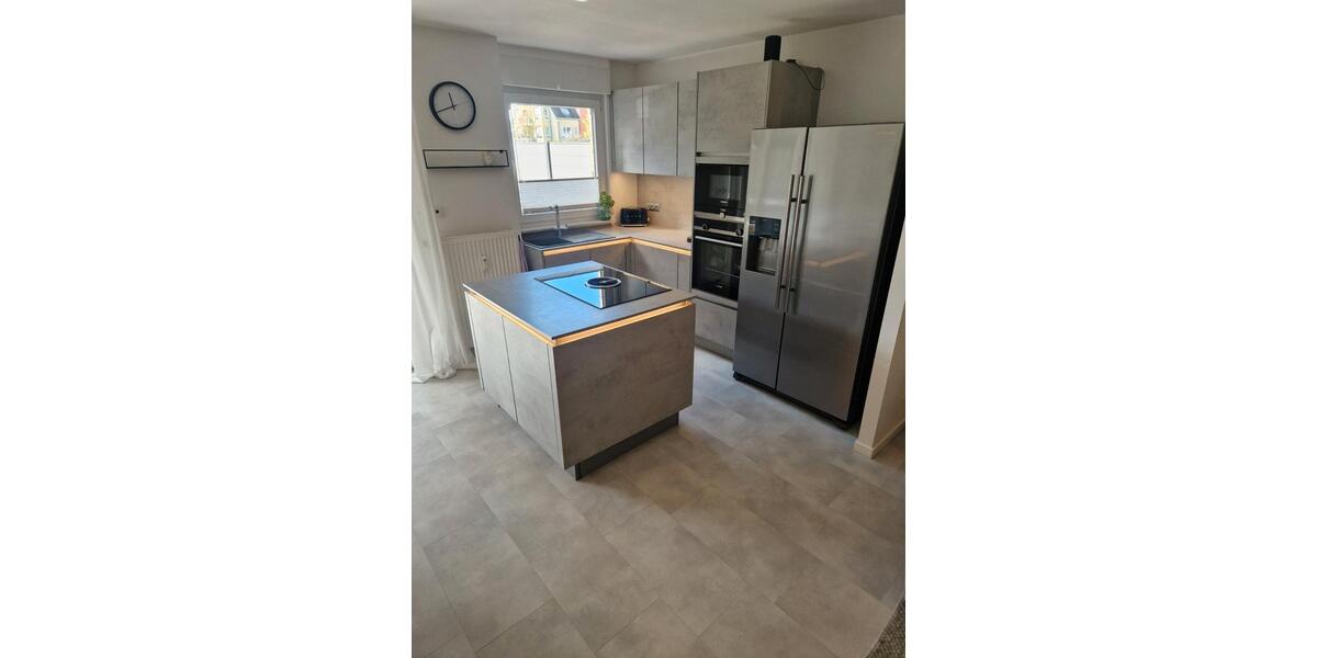 Erdgeschoßwohnung Dinslaken Hiesfeld - 3.5 Zimmer, 96 m&sup2;, 1.250&euro; | Angebot:25962565