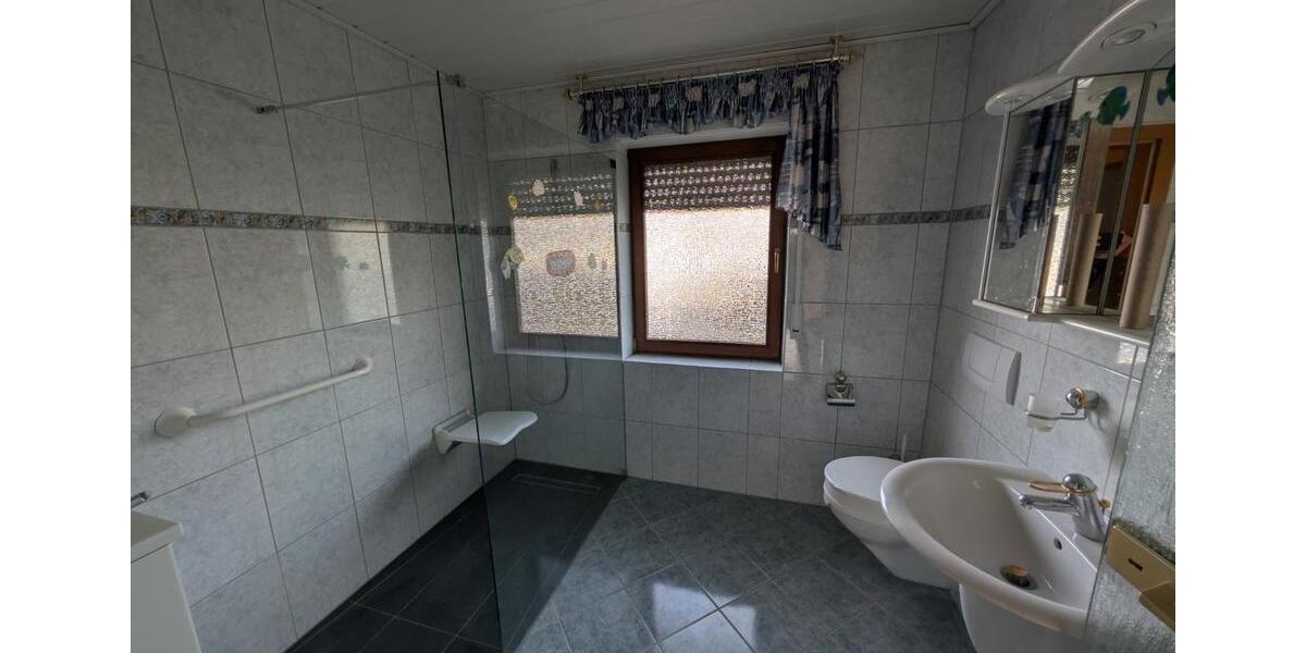 Erdgeschoßwohnung Boppard - 2.5 Zimmer, 85 m&sup2;, 780&euro; | Angebot:26387175