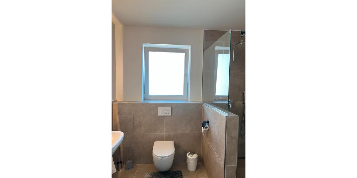 Etagenwohnung Oestrich-Winkel Winkel - 3 Zimmer, 90 m&sup2;, 1.570&euro; | Angebot:25756771