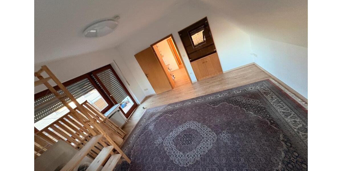 Dachgeschoßwohnung Osnabrück Hafen - 3 Zimmer, 91 m&sup2;, 900&euro; | Angebot:25852181