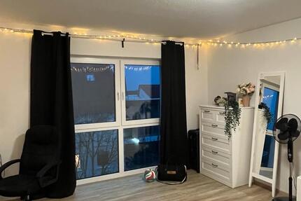 WG-Zimmer Wohnung mit eigenem Badezimmer und großer Dachterasse 1 zimmer