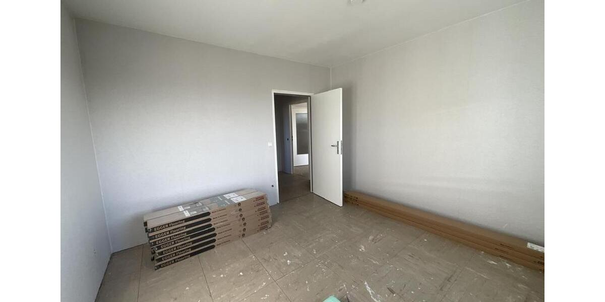 Etagenwohnung Duisburg Duisburg-Mitte - 3 Zimmer, 74 m&sup2;, 699&euro; | Angebot:25053172