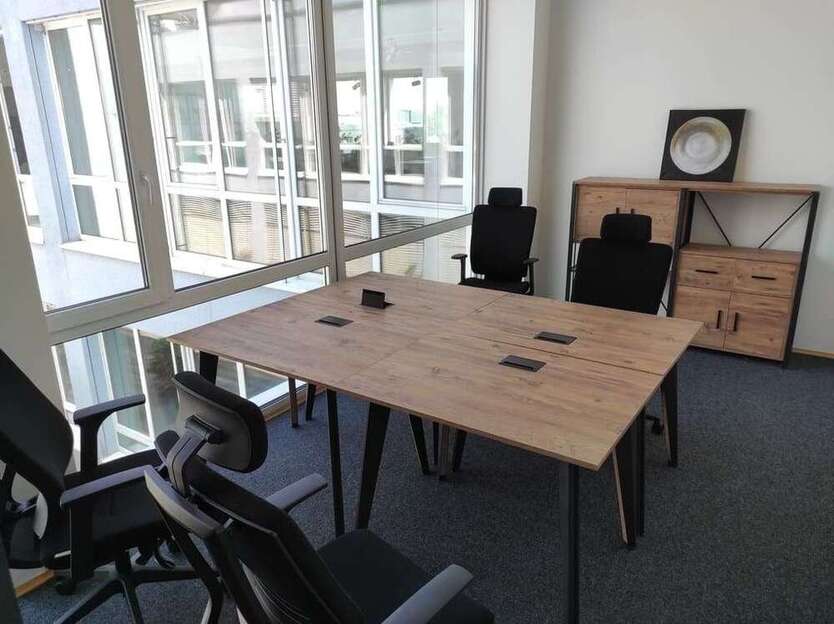 Büro in Neuss 1.200 € 27 m²