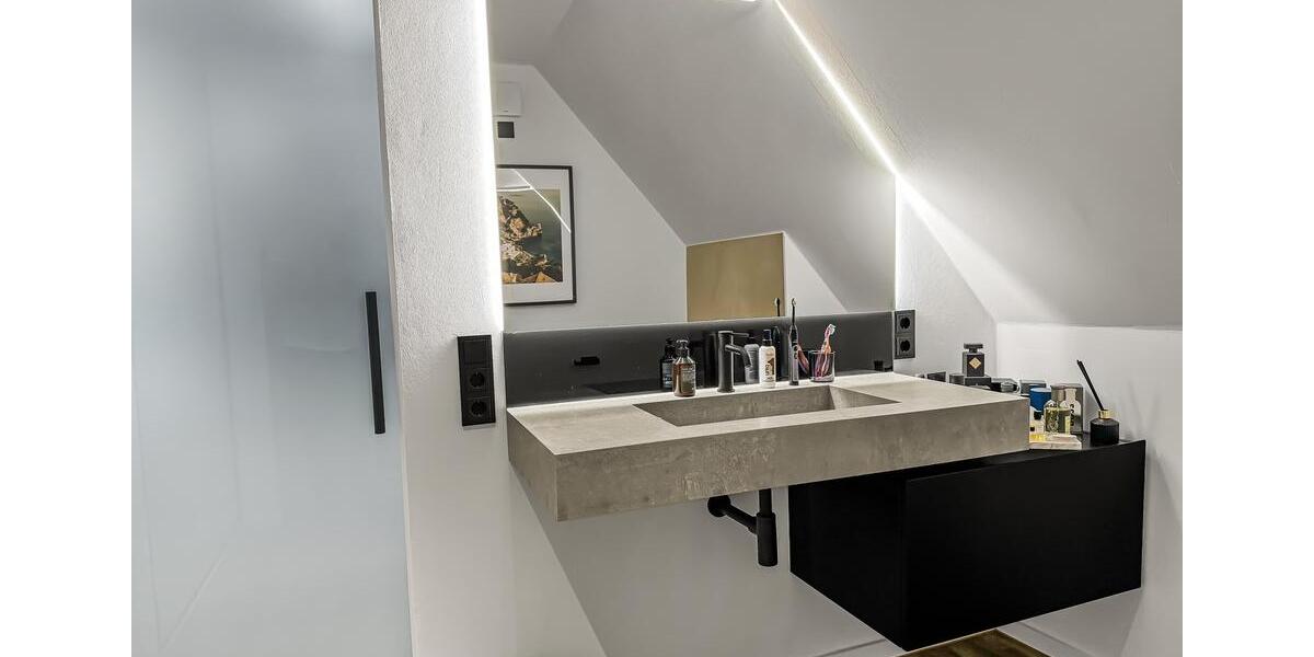 Dachgeschoßwohnung Lemgo - 2 Zimmer, 85 m&sup2;, 1.200&euro; | Angebot:26579037