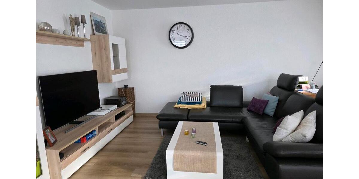 Dachgeschoßwohnung Edewecht - 2 Zimmer, 82 m&sup2;, 937&euro; | Angebot:25991367