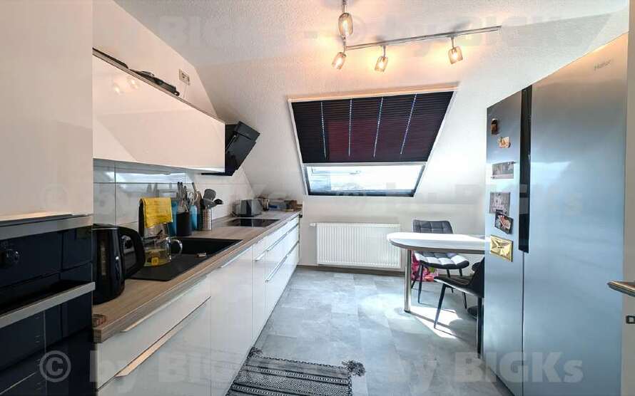 BIGKs - Zella-Mehlis: 3 Zimmer Wohnung,sep.Küche,Bad mit Dusche, GROSSER GARTEN (-;) 3 zimmer