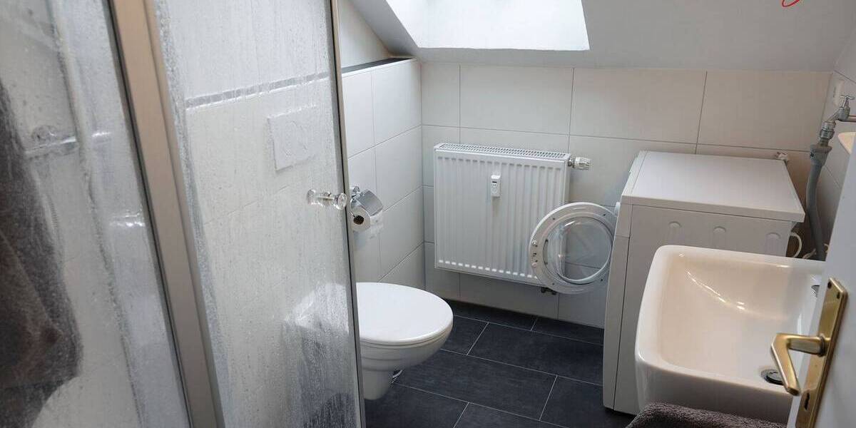 Etagenwohnung Aurich Innenstadt - 2 Zimmer, 53 m&sup2;, 425&euro; | Angebot:26079993