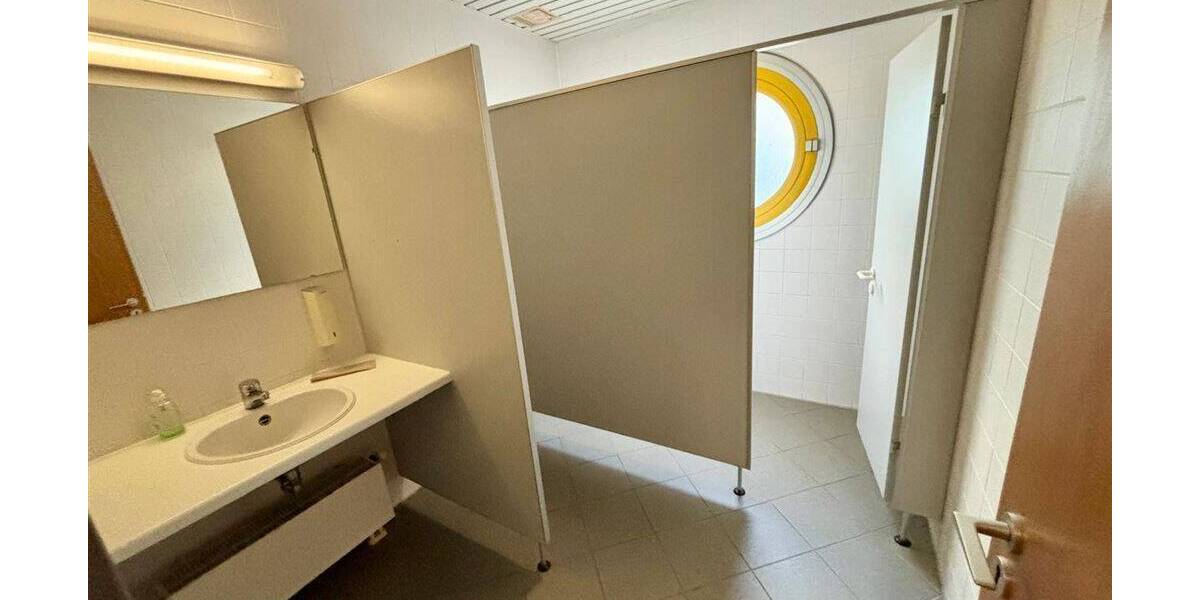 Gewerbeobjekt Schkeuditz Dölzig - 1 Zimmer, 471 m&sup2;, 2.800&euro; | Angebot:26616775