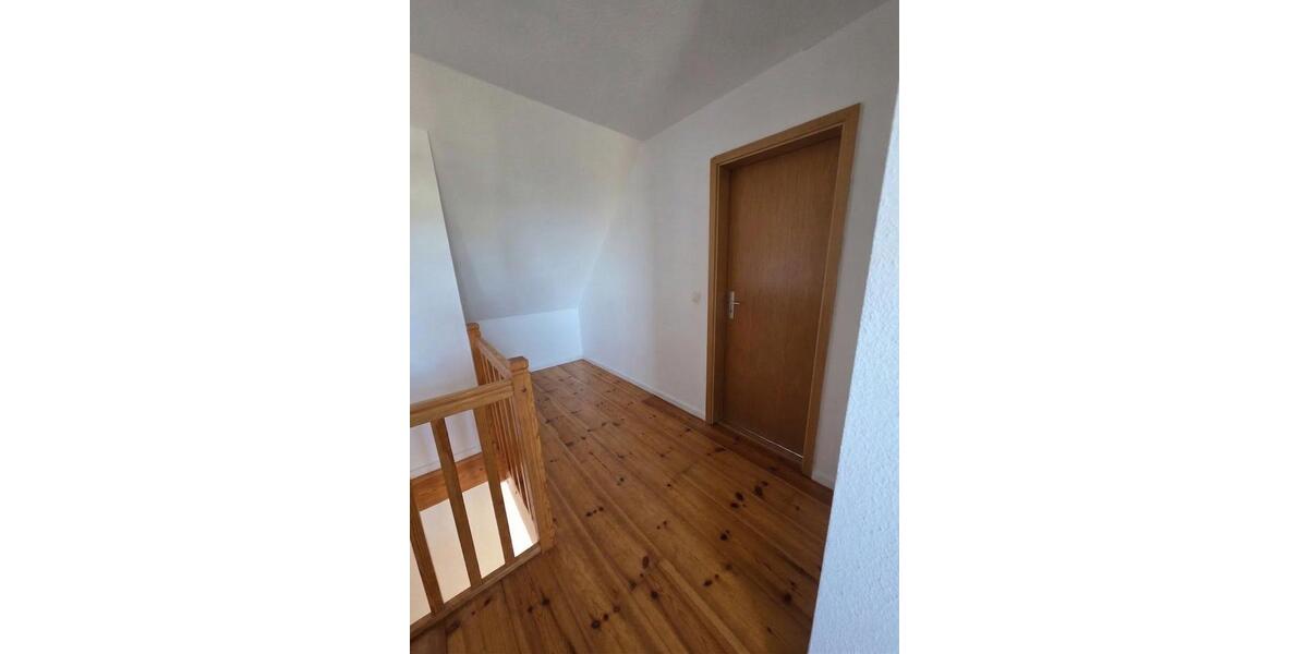Etagenwohnung Bad Doberan - 4 Zimmer, 100 m&sup2;, 1.200&euro; | Angebot:25925314