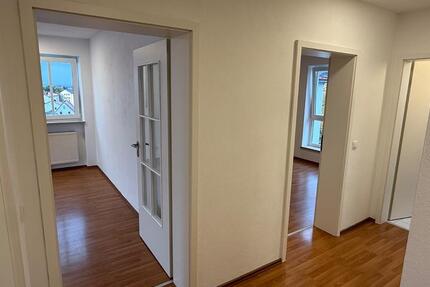 Wohnung Amberg - 3 Zimmer, 82 m&sup2;, 1.050&euro; | Angebot:27616676