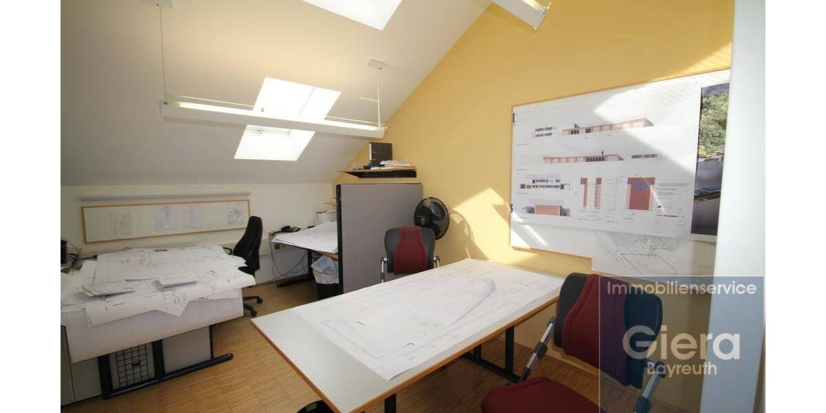 Gewerbeobjekt Warmensteinach - 5 Zimmer, 135 m&sup2;, 945&euro; | Angebot:25725807