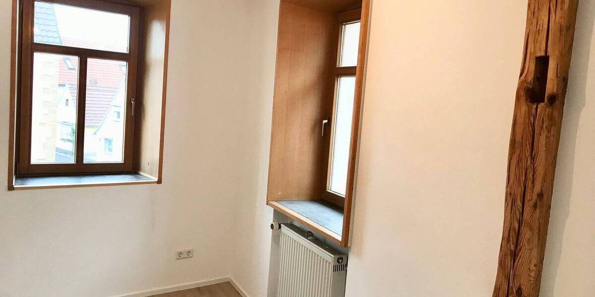 Etagenwohnung Gerolzhofen - 3 Zimmer, 93 m&sup2;, 698&euro; | Angebot:26722785