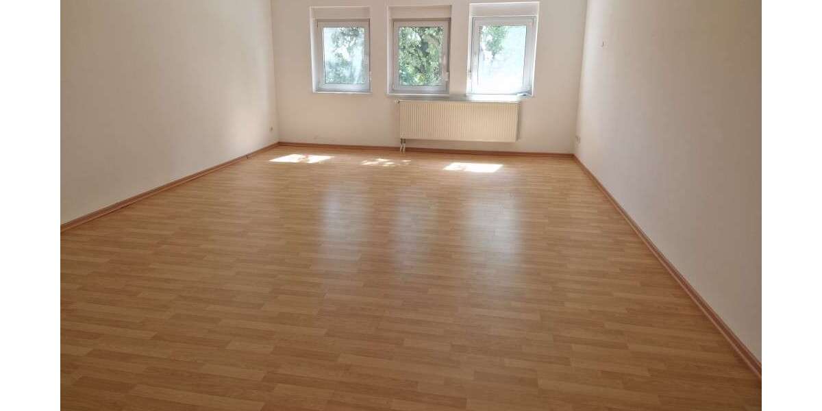 Etagenwohnung Senftenberg - 1 Zimmer, 52 m&sup2;, 360&euro; | Angebot:26186799
