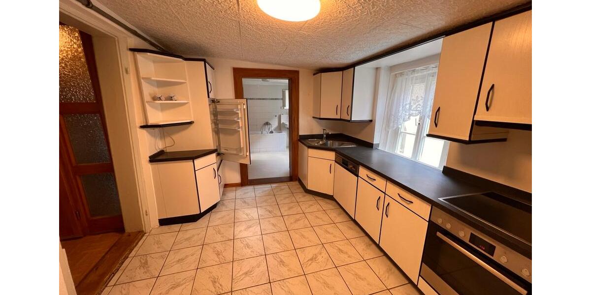 Etagenwohnung Hechingen - 5 Zimmer, 105 m&sup2;, 600&euro; | Angebot:26699903