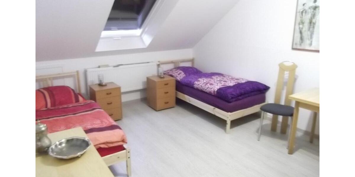 Wohnen auf Zeit Herzogenaurach - 4 Zimmer, 130 m&sup2;, 20&euro; | Angebot:23431341