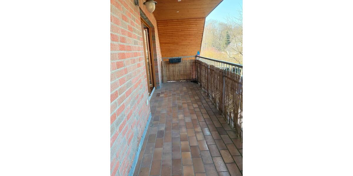 Etagenwohnung Celle Altencelle - 5 Zimmer, 125 m&sup2;, 1.150&euro; | Angebot:25285583