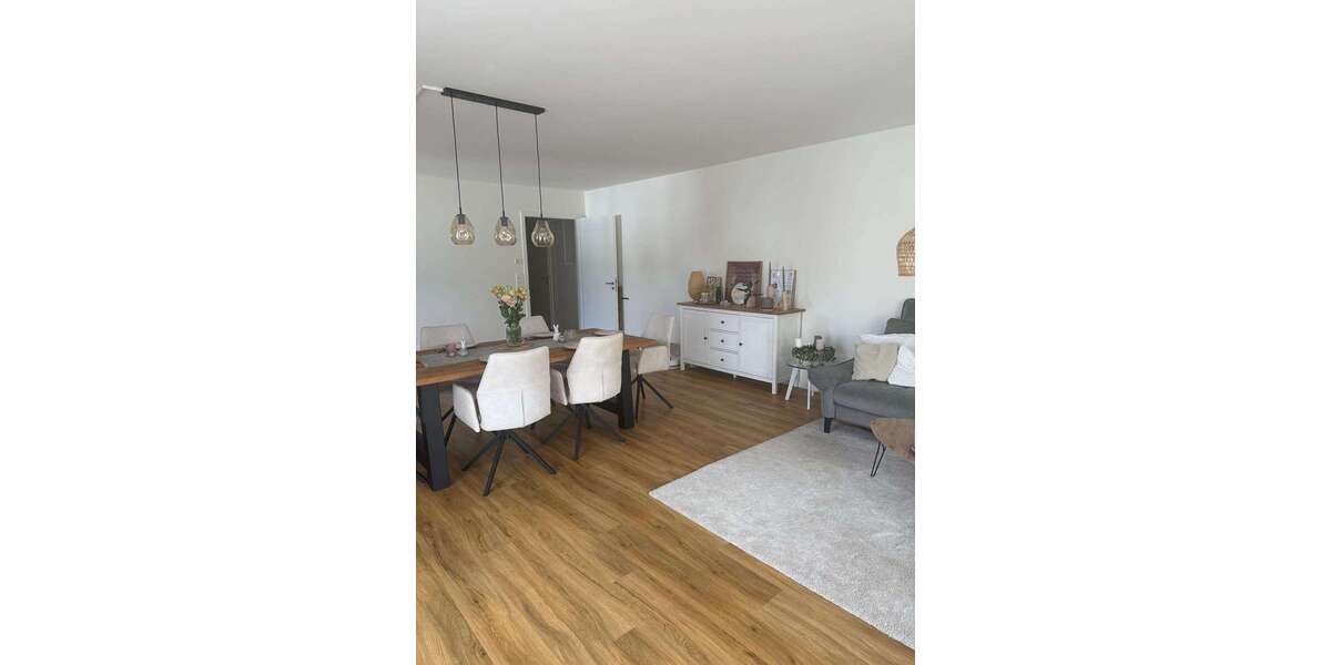 Etagenwohnung Gießen - 3 Zimmer, 107 m&sup2;, 1.350&euro; | Angebot:26350392