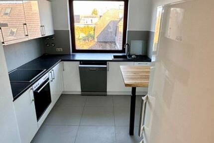 Wunderschöne 3 Zi Wohnung 1OG mit Garage + Keller + Gartennutzung 3 zimmer