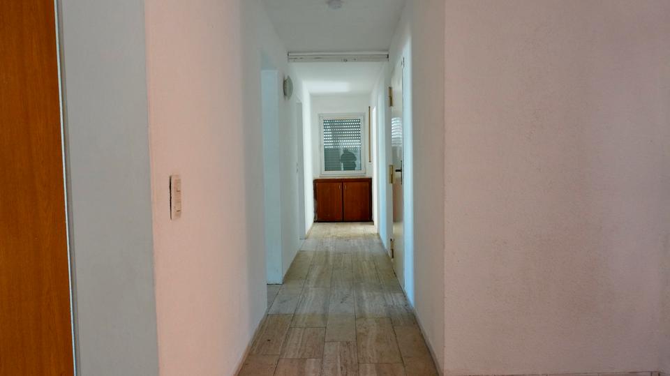 Erdgeschoßwohnung Nidda - 3 Zimmer, 99 m&sup2;, 1.100&euro; | Angebot:26130138